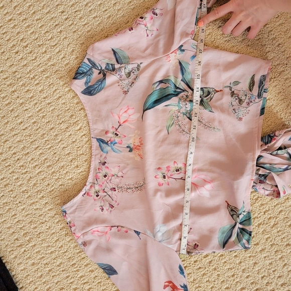 Evie Floral tie-back cropped blouse - Picture 8 of 8